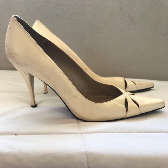 Vintage Stuart Weitzman white leather kitten heel - Picture 2 of 6